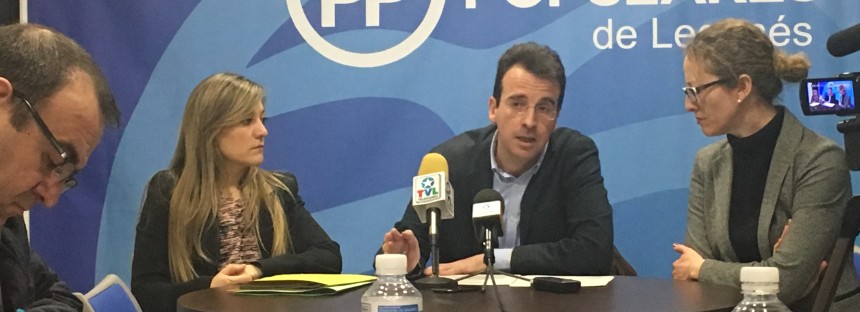 Iniciativas del PP al pleno para el arreglo de la “Plaza Blanca”, del Colegio Víctor Pradera y en materia se seguridad