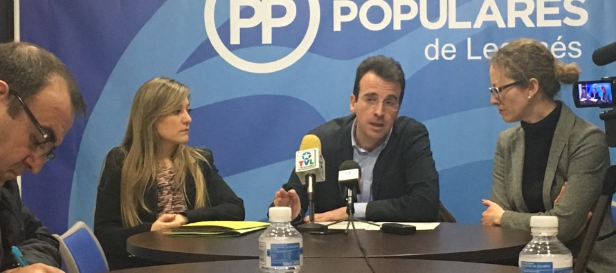 Iniciativas del PP al pleno para el arreglo de la “Plaza Blanca”, del Colegio Víctor Pradera y en materia se seguridad