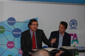 Alvaro Ballarín. Viceconsejero de Cultura, Deportes y Turismo y Miguel Ángel Recuenco, presidente y portavoz del PP de Leganés