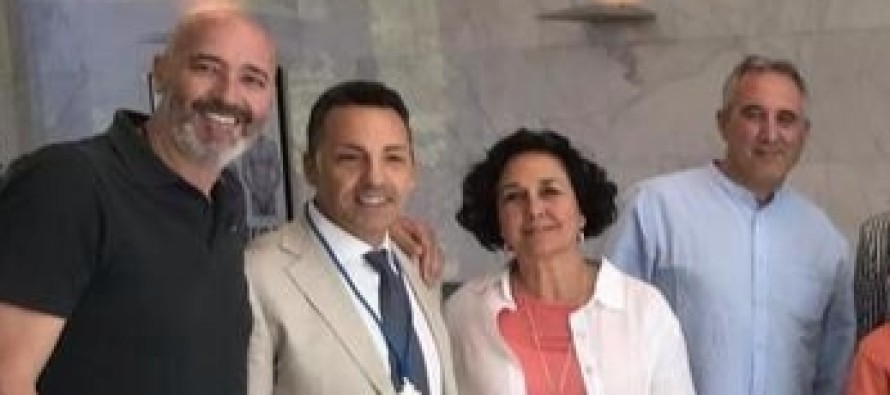 El PSOE ‘compra’ a Ciudadanos: dos afiliados de Rivera cobrarán 432.000 euros como gerentes de las empresas públicas